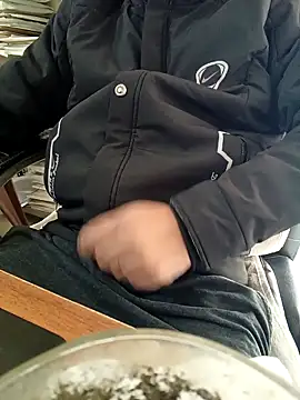 Snapshot of Hot-man39 chatting on December 2025 10:00:02 AM Hot-man39 online show from December 2025 10:00:02 AM