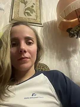 AlisaKissss online show from April 2026 04:01:02 PM