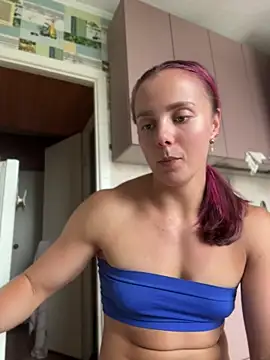 AlisaKissss online show from July 2026 07:00:01 AM
