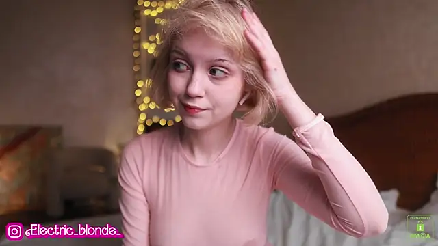 electric babe online show from March 2025 01:51:01 PM