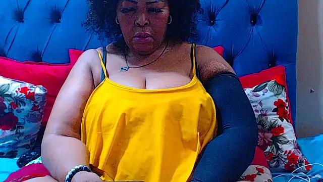 ebonycandy10 online show from October 2025 06:25:01 AM