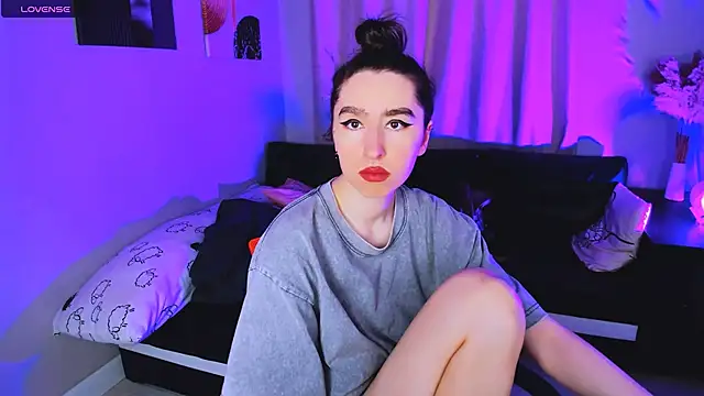 Lily xBabe online show from November 2025 07:52:02 AM