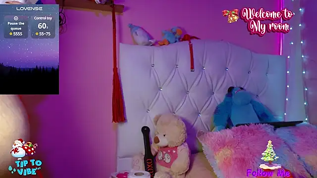 Snapshot of HECATE_23 chatting on December 2024 02:01:01 PM HECATE 23 online show from December 2024 02:01:01 PM