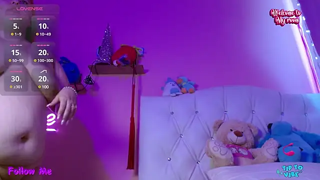 Snapshot of HECATE_23 chatting on January 2025 01:17:01 PM HECATE 23 online show from January 2025 01:17:01 PM