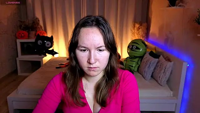 Little doll meow online show from October 2025 02:47:02 AM