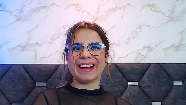 Snapshot of ThaniaJones chatting on March 2025 09:18:02 PM ThaniaJones online show from March 2025 09:18:02 PM