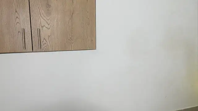 Snapshot of khloe_kaczka_ chatting on December 2024 01:27:02 PM khloe kaczka online show from December 2024 01:27:02 PM