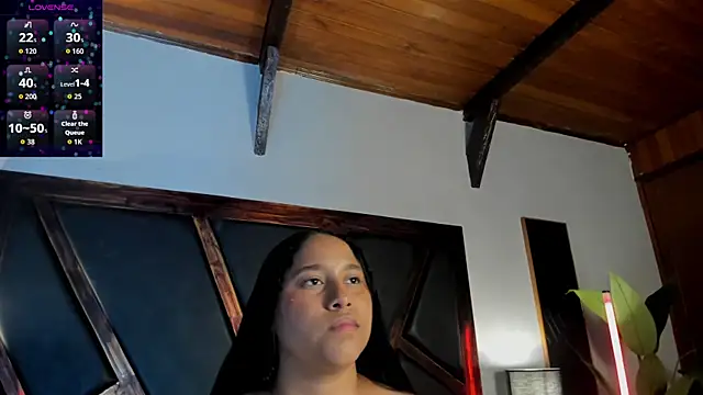 EmiliWilliams online show from April 2026 11:30:02 PM