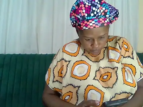 Snapshot of tight_pussy_gall chatting on December 2025 05:18:02 PM tight pussy gall online show from December 2025 05:18:02 PM