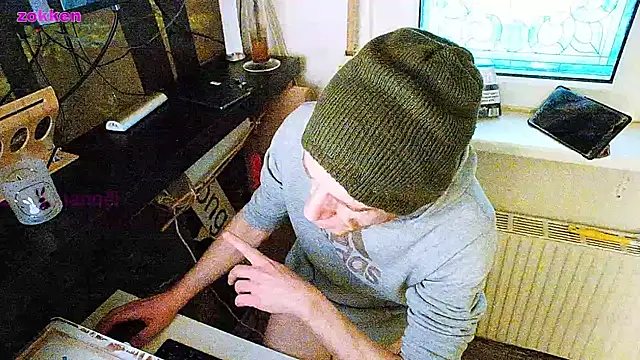 Snapshot of BongChannel chatting on January 2025 03:02:02 PM BongChannel online show from January 2025 03:02:02 PM