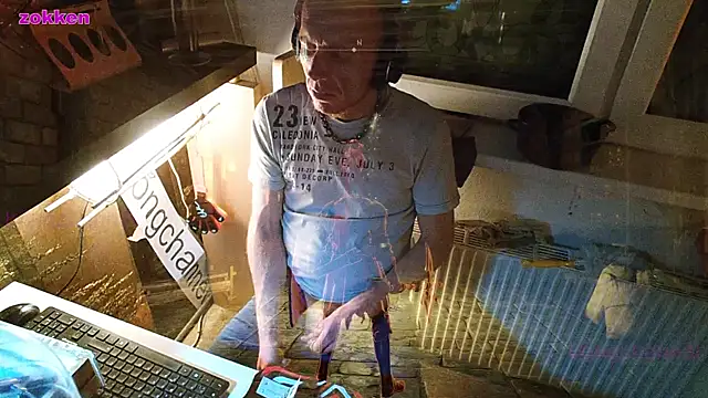 Snapshot of BongChannel chatting on January 2025 05:26:02 AM BongChannel online show from January 2025 05:26:02 AM