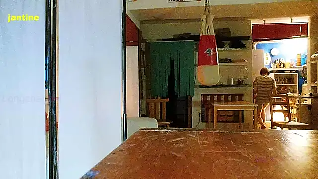 Snapshot of BongChannel chatting on January 2025 07:22:01 AM BongChannel online show from January 2025 07:22:01 AM