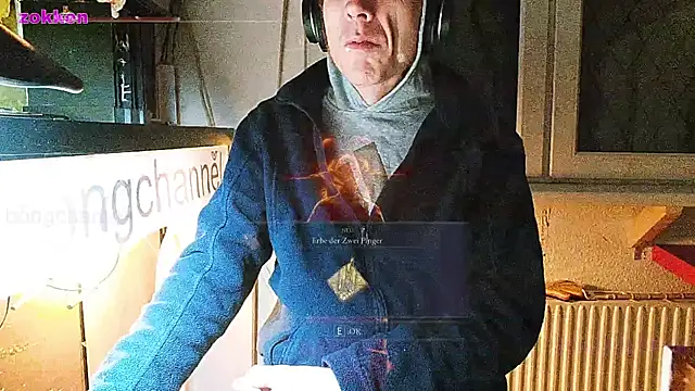 Snapshot of BongChannel chatting on January 2025 12:43:02 AM BongChannel online show from January 2025 12:43:02 AM