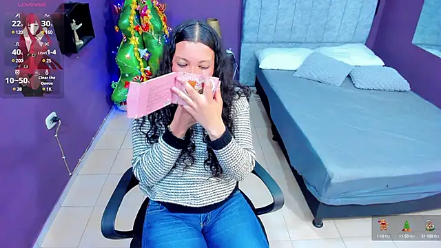 Snapshot of Lana_stone_ chatting on December 2024 07:47:02 AM Lana stone online show from December 2024 07:47:02 AM