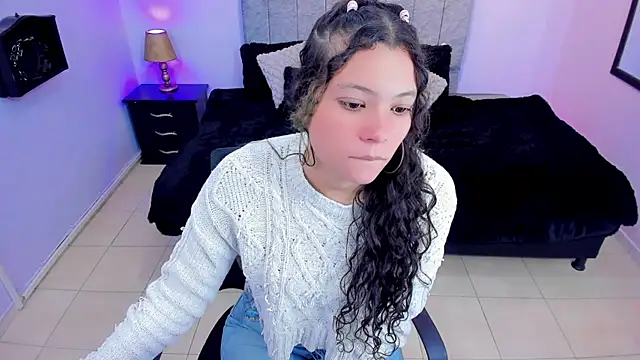 Snapshot of Lana_stone_ chatting on January 2025 03:09:02 AM Lana stone online show from January 2025 03:09:02 AM