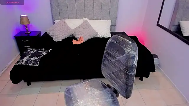 Snapshot of Lana_stone_ chatting on March 2025 03:22:01 AM Lana stone online show from March 2025 03:22:01 AM