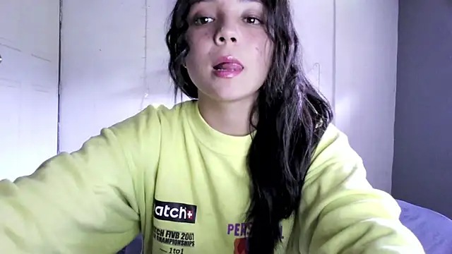 linzeysmith4 online show from March 2026 04:51:01 PM