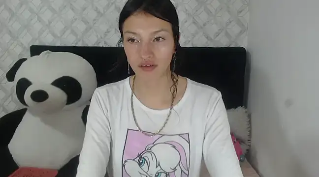 Emma-Wilson online show from February 2025 04:35:01 AM