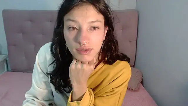 Emma-Wilson online show from March 2025 03:06:01 PM