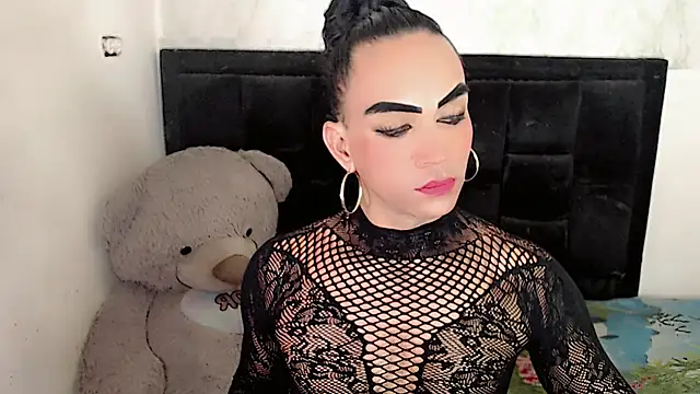 Snapshot of Michell_Queen chatting on November 2025 08:14:01 AM Michell Queen online show from November 2025 08:14:01 AM