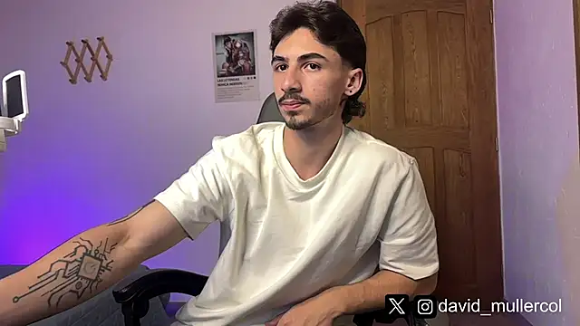 David Brown18 online show from February 2025 10:21:02 PM