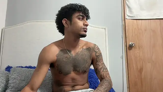 dominic brandd23 online show from November 2025 05:00:02 PM