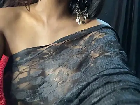 Snapshot of Sexy_trisha__7 chatting on January 2025 11:14:01 PM Sexy trisha  7 online show from January 2025 11:14:01 PM
