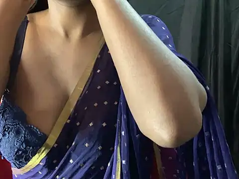 Snapshot of Sexy_trisha__7 chatting on January 2025 04:19:02 PM Sexy trisha  7 online show from January 2025 04:19:02 PM