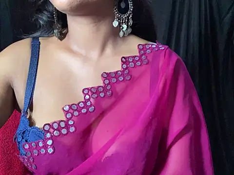 Snapshot of Sexy_trisha__7 chatting on October 2025 06:33:01 AM Sexy trisha  7 online show from October 2025 06:33:01 AM
