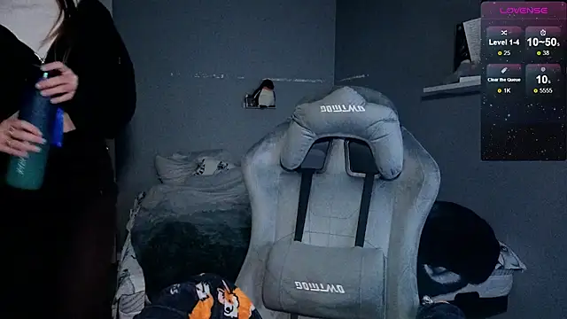 Snapshot of candy_maggie chatting on November 2025 05:24:02 PM candy maggie online show from November 2025 05:24:02 PM