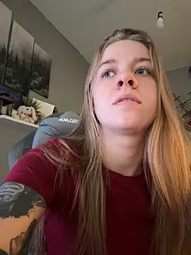 Snapshot of candy_maggie chatting on November 2025 10:59:01 AM candy maggie online show from November 2025 10:59:01 AM