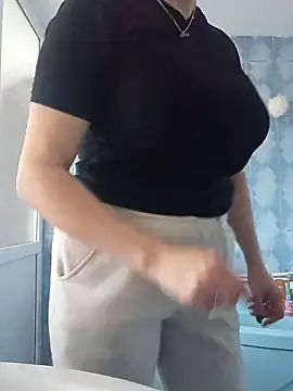 Snapshot of KristenVega chatting on February 2025 10:03:02 AM KristenVega online show from February 2025 10:03:02 AM