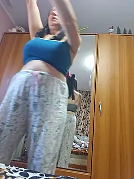 Snapshot of KristenVega chatting on October 2025 07:18:02 AM KristenVega online show from October 2025 07:18:02 AM