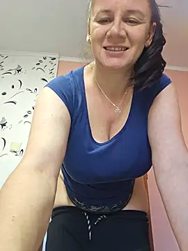 Snapshot of KristenVega chatting on November 2025 11:53:02 AM KristenVega online show from November 2025 11:53:02 AM