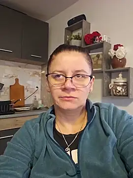 Snapshot of KristenVega chatting on November 2025 07:47:01 AM KristenVega online show from November 2025 07:47:01 AM