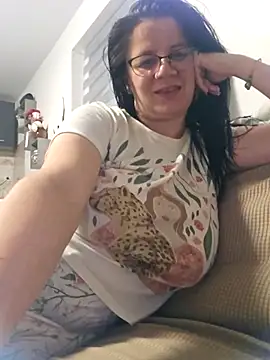 Snapshot of KristenVega chatting on November 2025 07:52:02 PM KristenVega online show from November 2025 07:52:02 PM