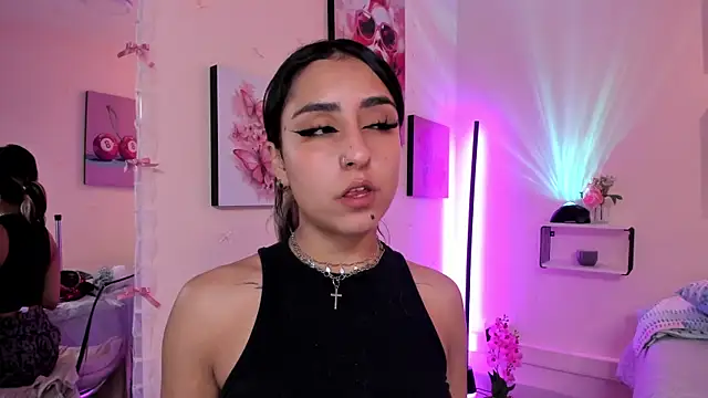 MaveParks  online show from December 2025 12:03:02 PM