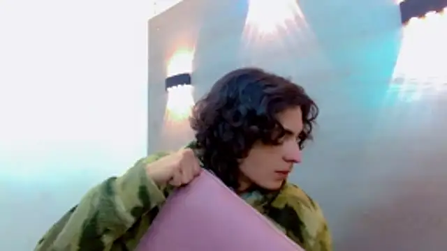 Sr BonnyEthan online show from November 2025 02:05:02 PM