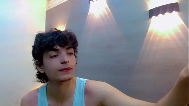 Sr BonnyEthan online show from December 2025 01:50:02 PM