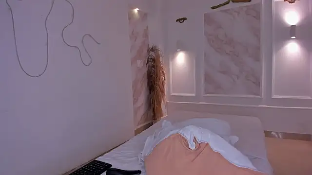 NastassjaCandy online show from October 2025 06:48:01 PM