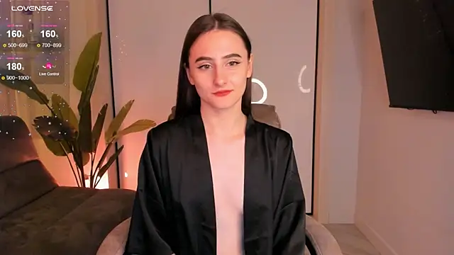 Snapshot of helen_ramsay chatting on January 2025 08:02:01 PM helen ramsay online show from January 2025 08:02:01 PM