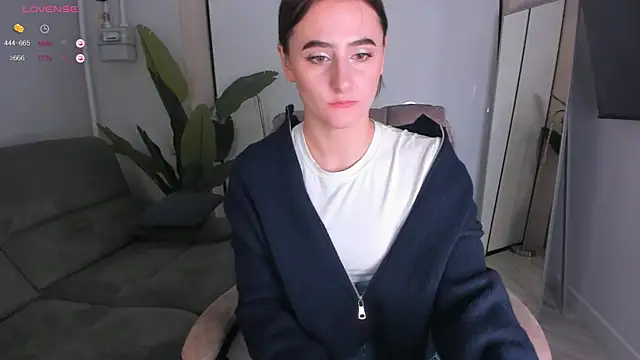 Snapshot of helen_ramsay chatting on October 2025 02:21:02 PM helen ramsay online show from October 2025 02:21:02 PM