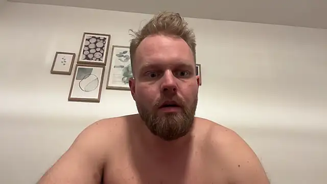 Snapshot of jerkoffwankster chatting on January 2025 01:52:02 AM jerkoffwankster online show from January 2025 01:52:02 AM