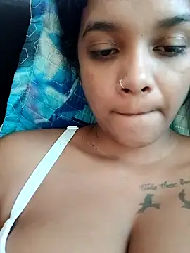 Indianqueen03 online show from January 2026 01:26:02 PM