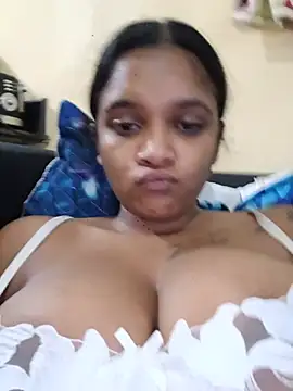 Snapshot of Indianqueen03 chatting on June 2026 06:20:02 PM Indianqueen03 online show from June 2026 06:20:02 PM