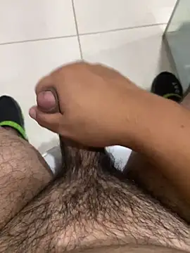 leocardenaz online show from May 2026 03:02:01 AM