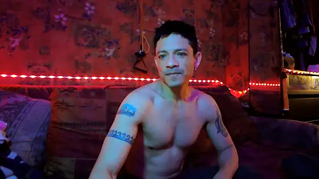 Snapshot of Tony_Torrente chatting on December 2024 12:43:02 AM Tony Torrente online show from December 2024 12:43:02 AM