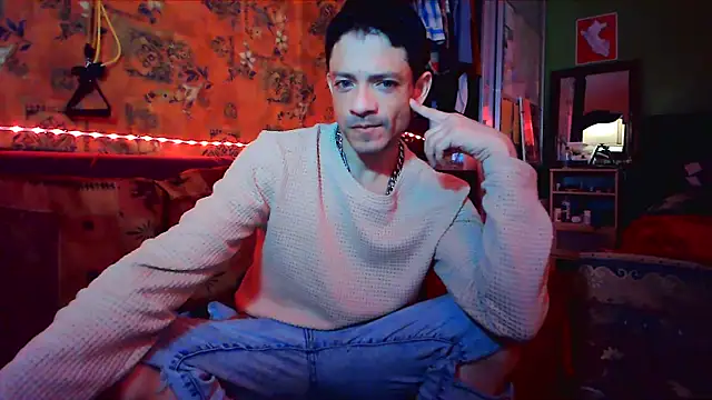 Snapshot of Tony_Torrente chatting on January 2025 09:41:02 PM Tony Torrente online show from January 2025 09:41:02 PM