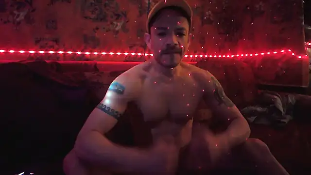 Snapshot of Tony_Torrente chatting on March 2025 05:35:02 PM Tony Torrente online show from March 2025 05:35:02 PM