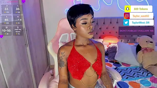 Snapshot of Miss_westt_ chatting on September 2025 08:03:01 AM Miss westt  online show from September 2025 08:03:01 AM